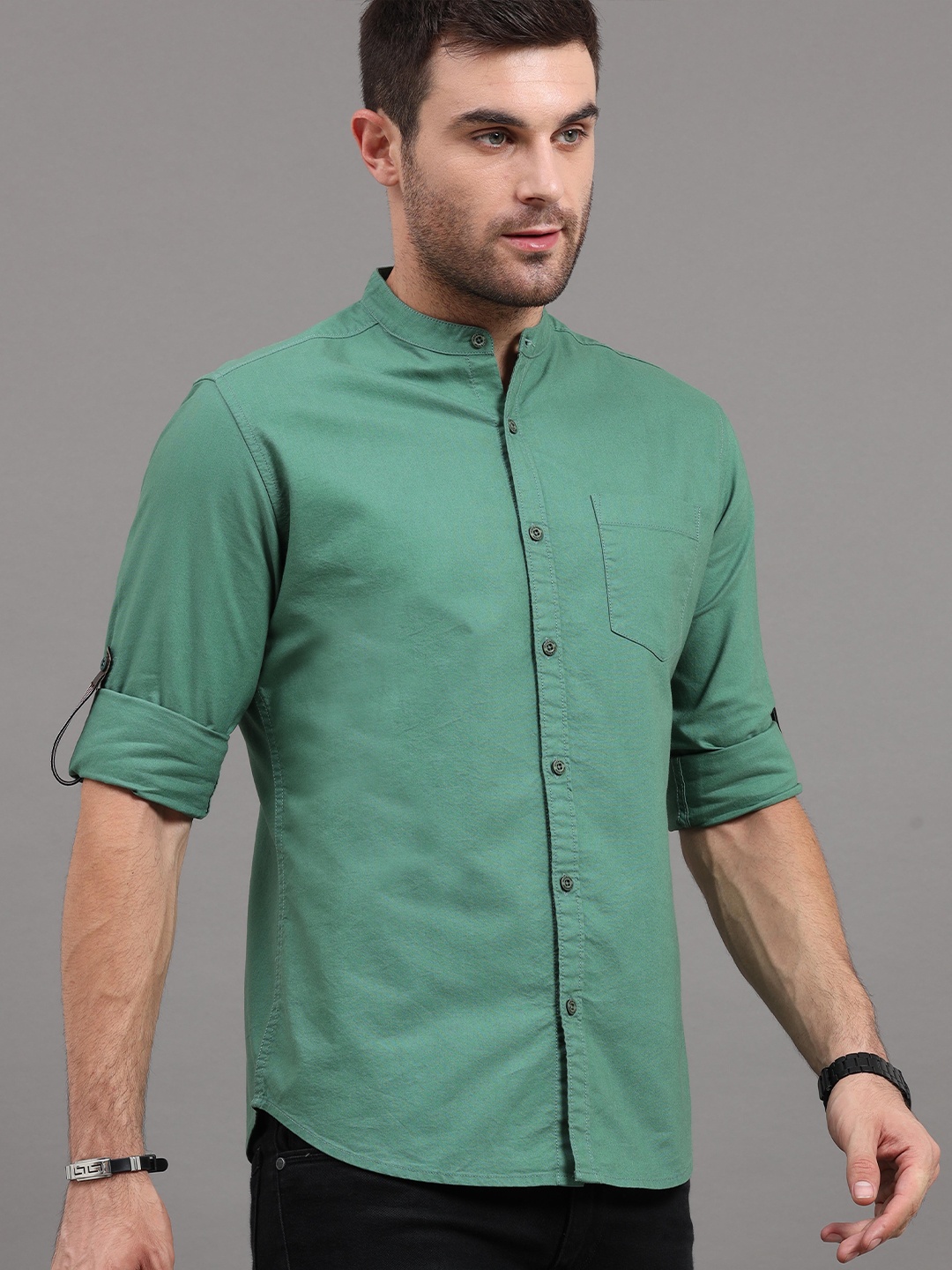 

HERE&NOW Men Green Solid Slim Fit Casual Shirt