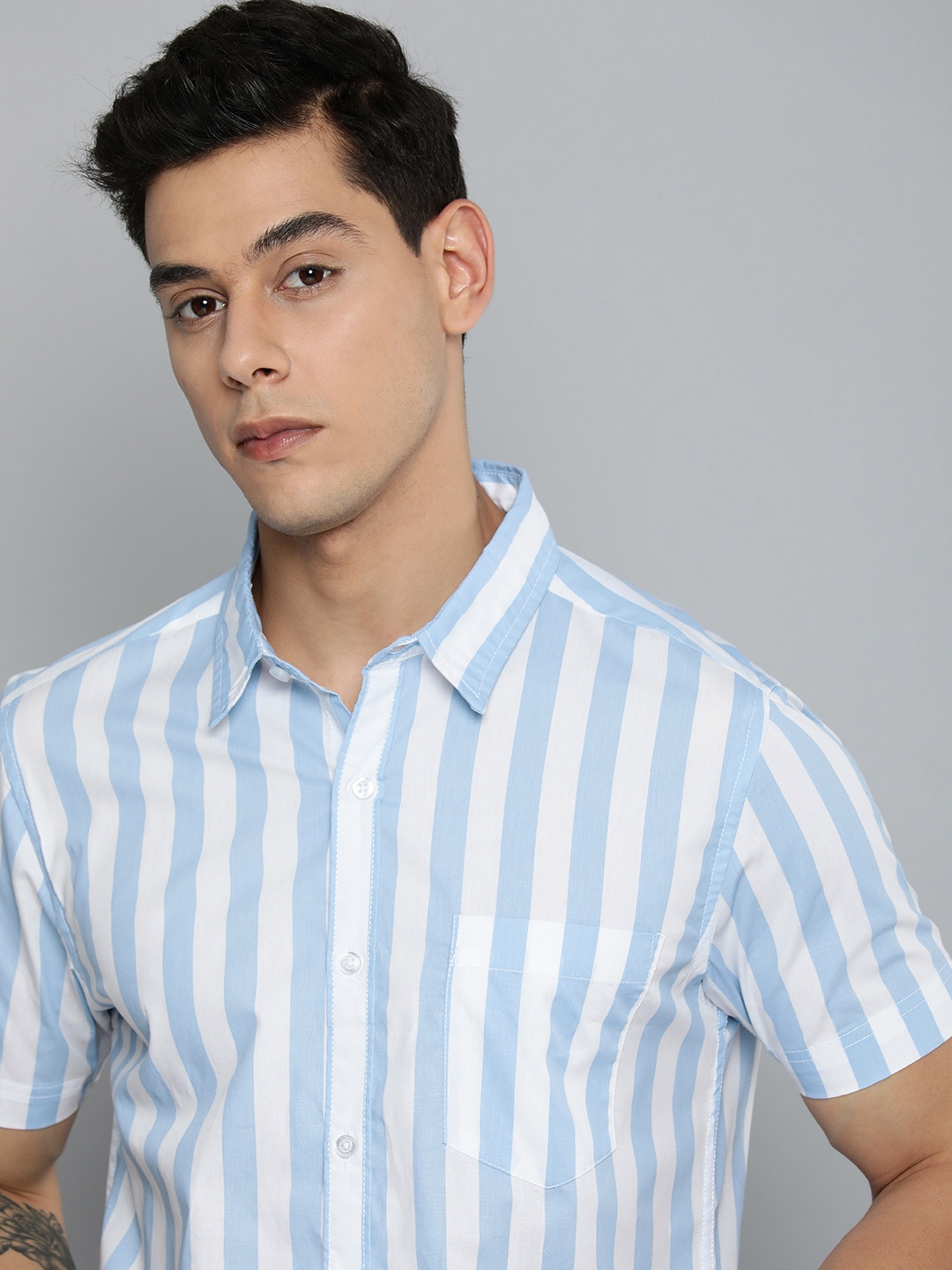 

Harvard Men Blue & White Striped Pure Cotton Casual Shirt