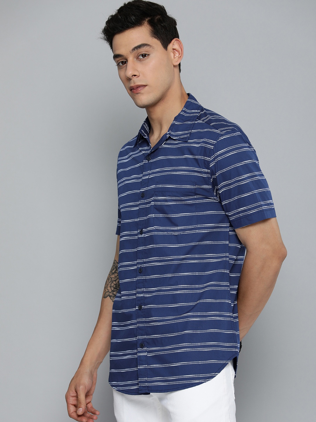 

Harvard Men Navy Blue & White Horizontal Stripes Pure Cotton Casual Shirt
