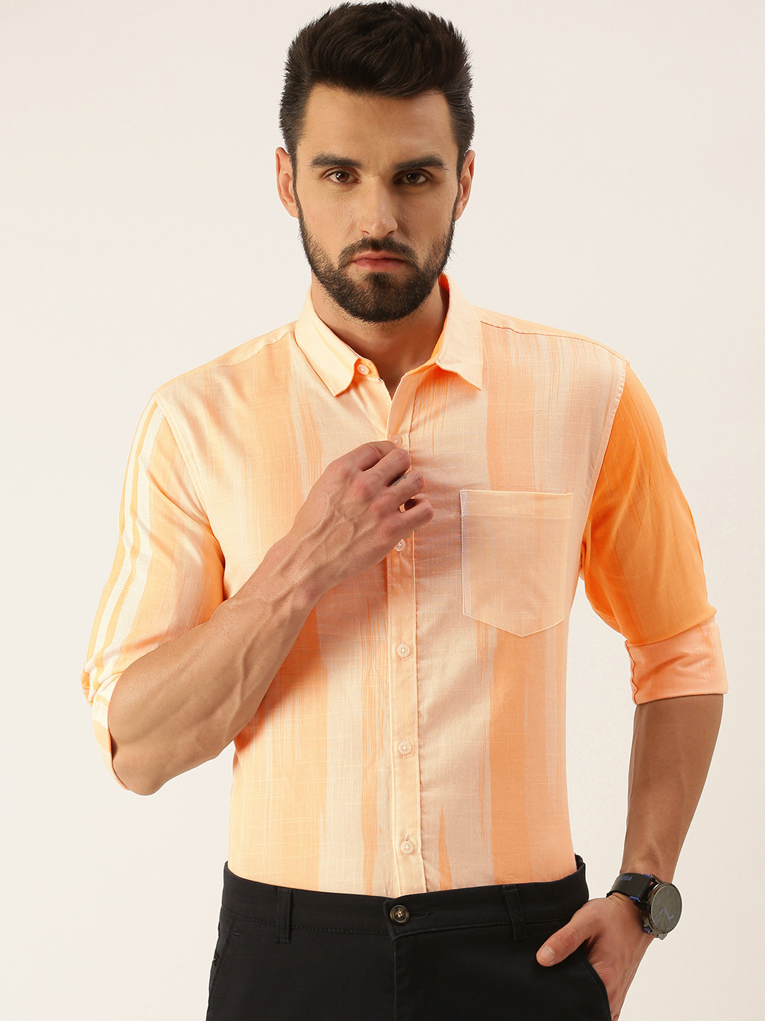 

IMYOUNG Men Cream & Peach-Coloured Smart Slim Fit Striped Casual Shirt