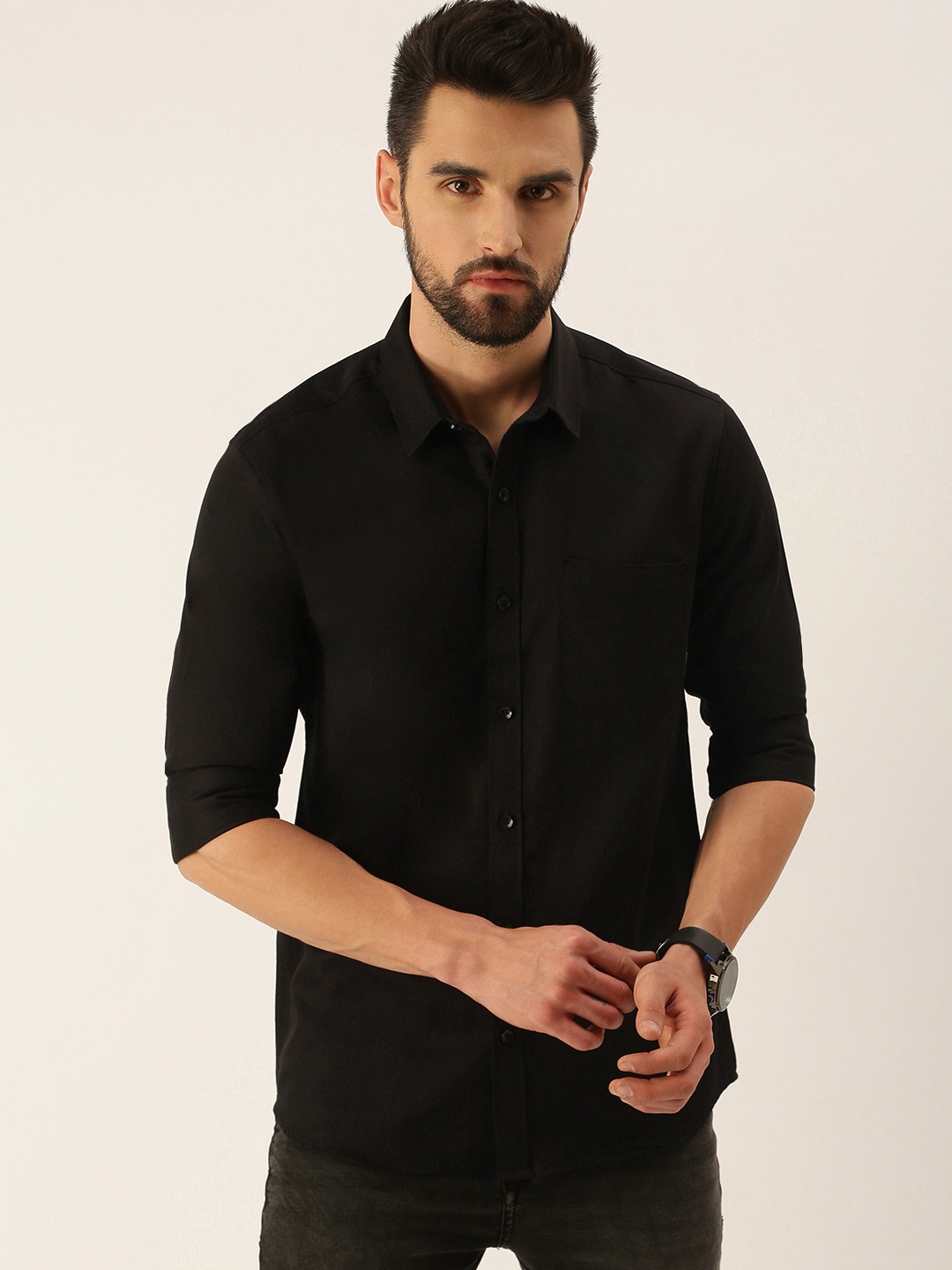 

IMYOUNG Men Black Solid Smart Slim Fit Casual Shirt
