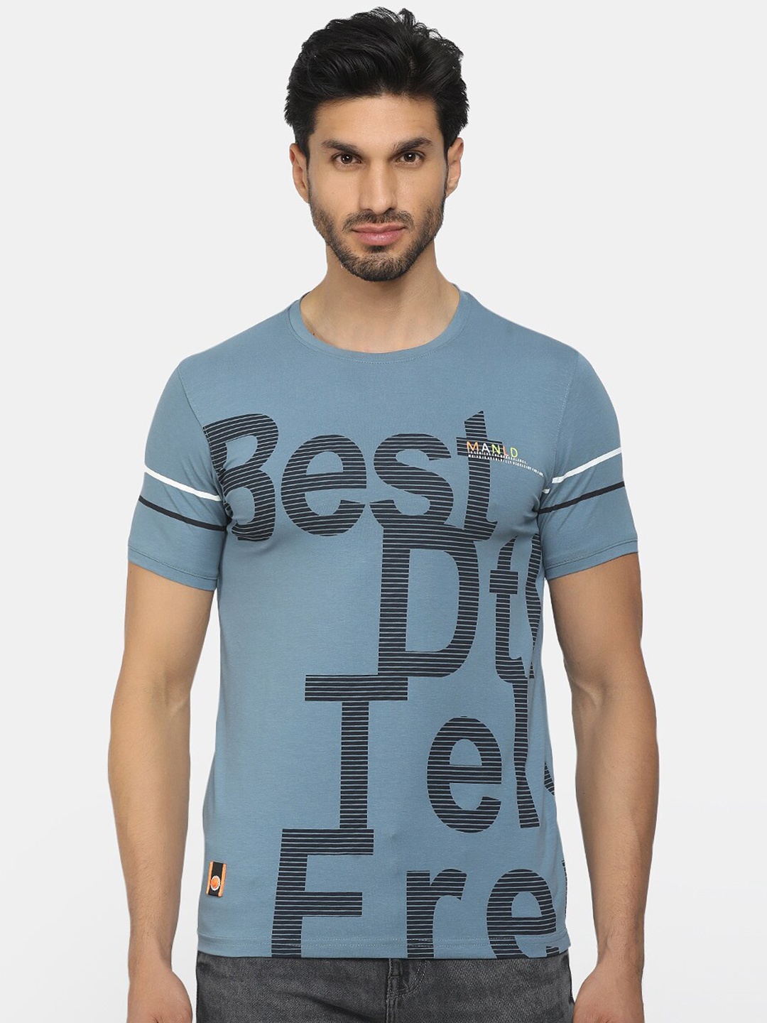 V-Mart Men Blue Typography Printed Slim Fit Cotton T-shirt