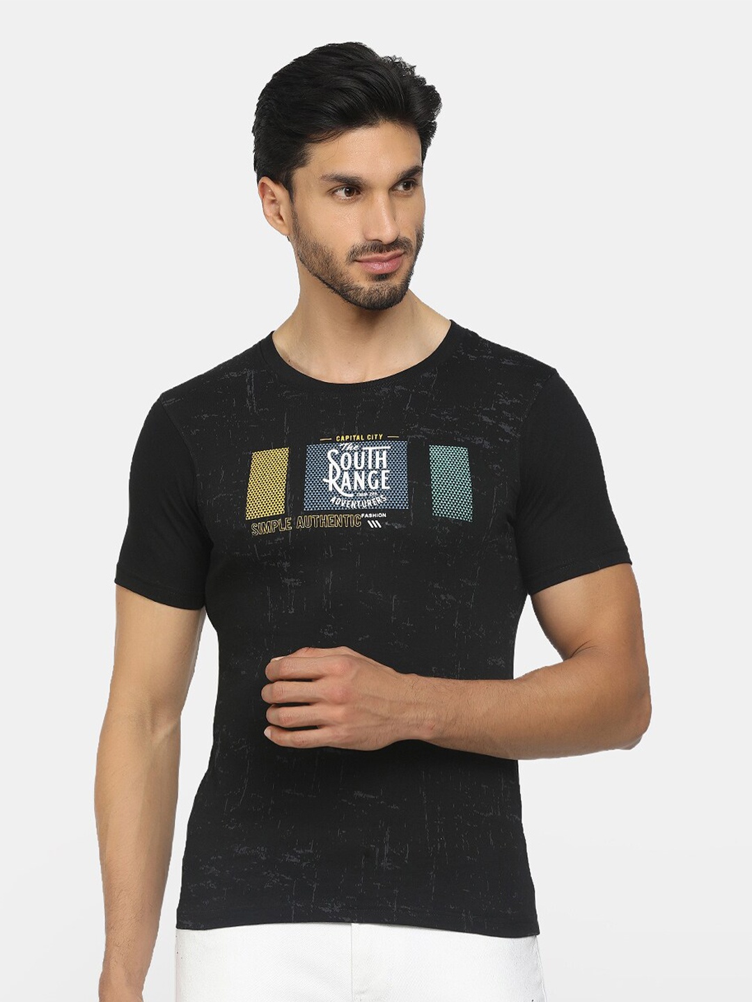 V-Mart Men Black Typography Printed Applique Slim Fit T-shirt