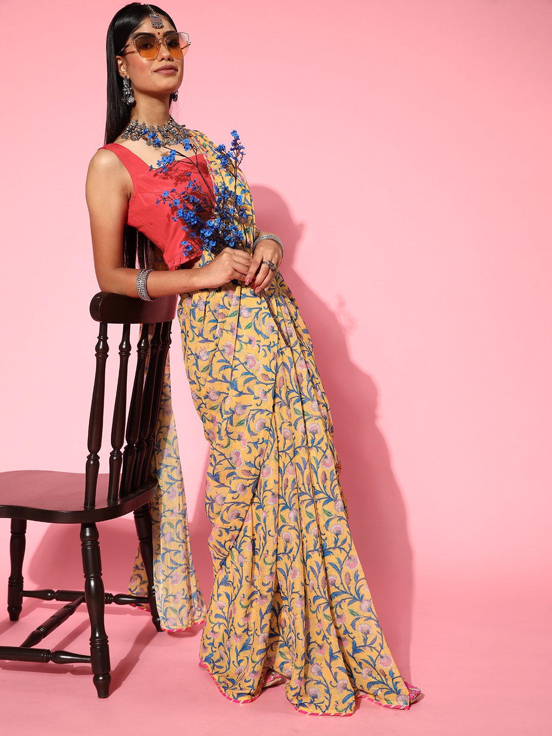 

Inddus Ethnic Motifs Saree with Embellished border, Yellow
