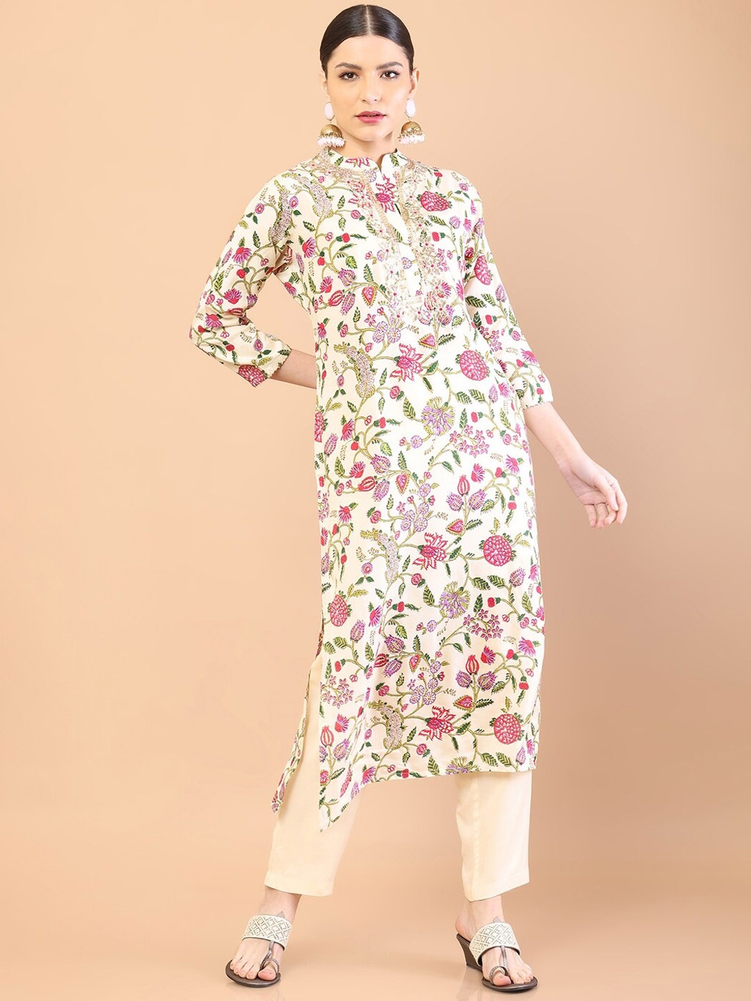 

Soch Women Beige Floral Printed Chanderi Kurta With Trousers