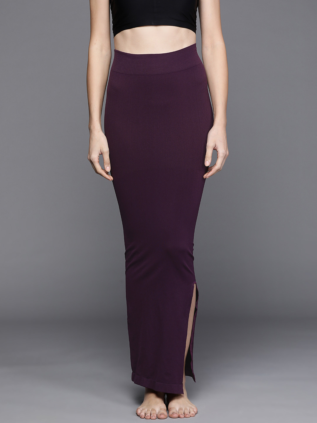 

Inddus Women Purple Solid High Compressed Seamless Instant Slimming Saree Shapewear