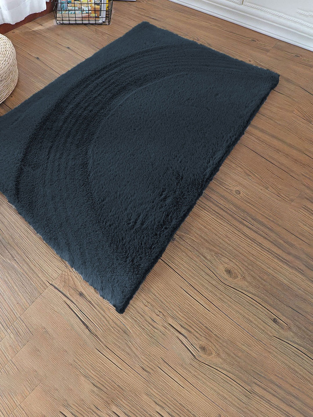 

LUXEHOME INTERNATIONAL Black Self Design 1800GSM Floor Runner