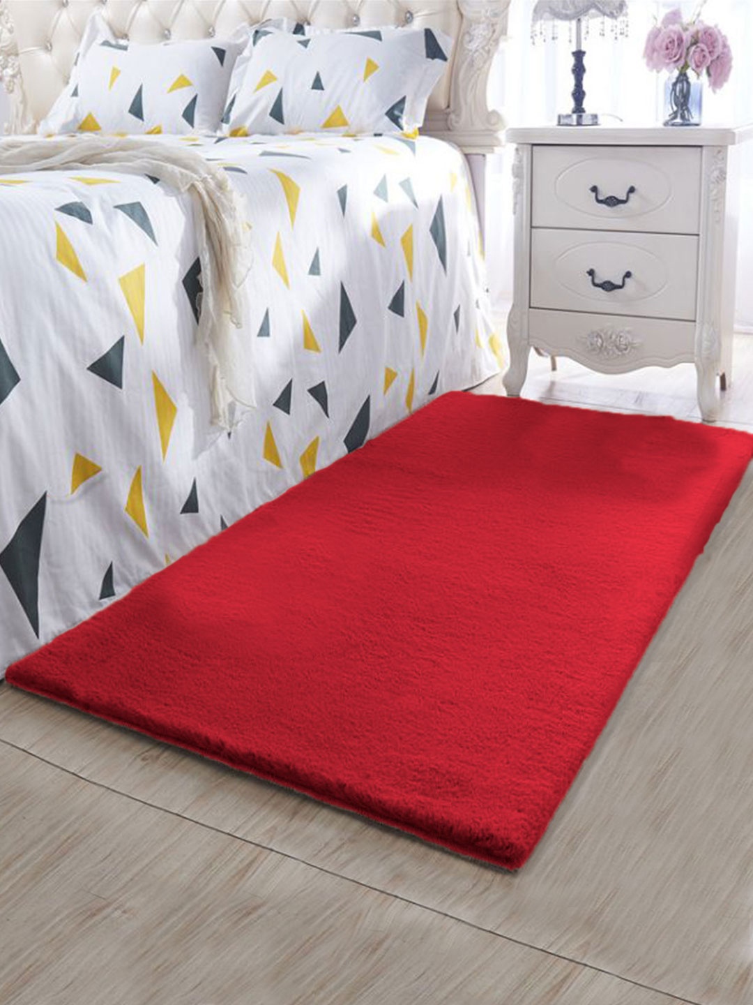 

LUXEHOME INTERNATIONAL Maroon Soft Anti Skid Floor Runner