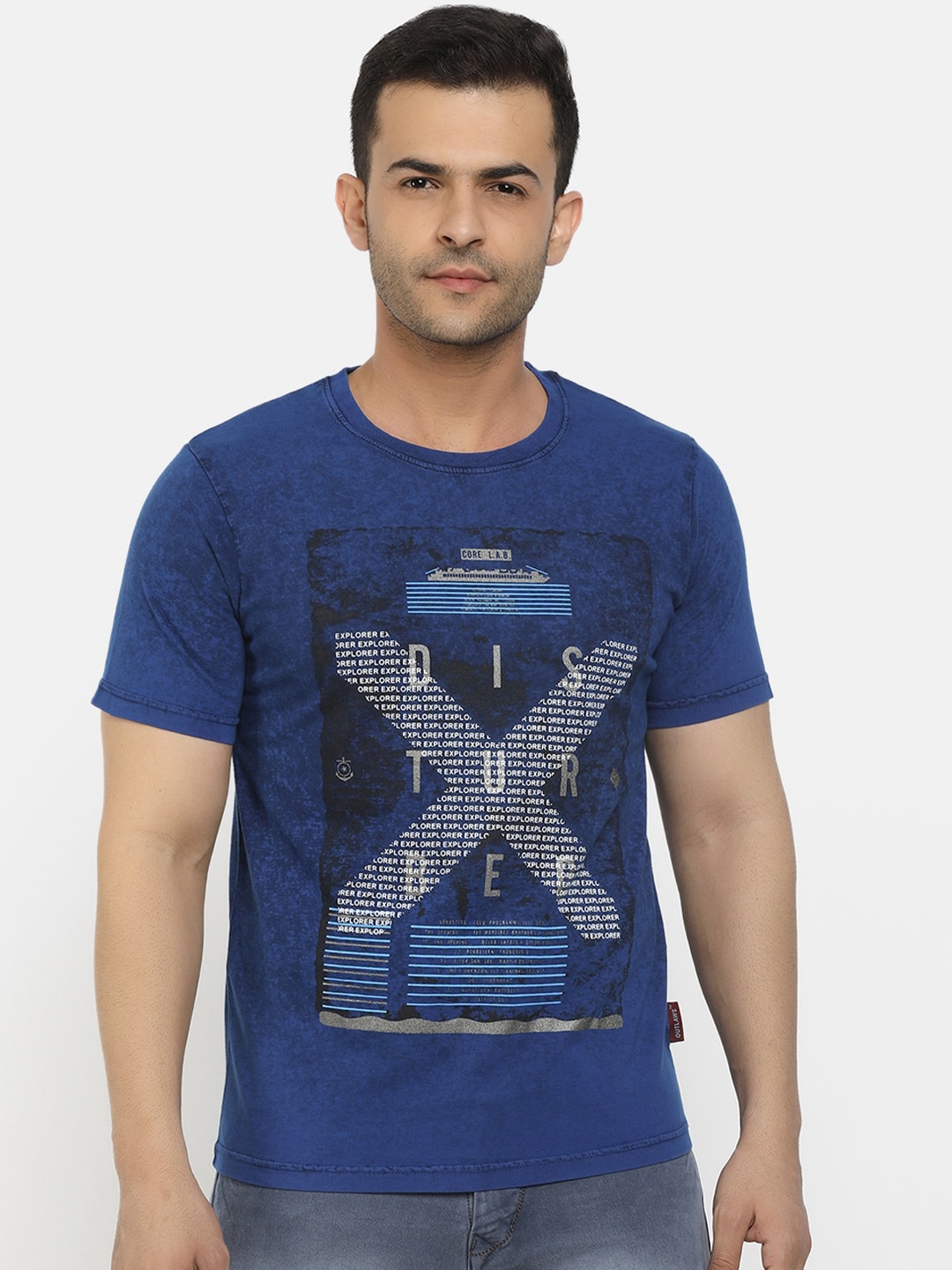 

V-Mart Men Blue & White Typography Printed Raw Edge Slim Fit T-shirt