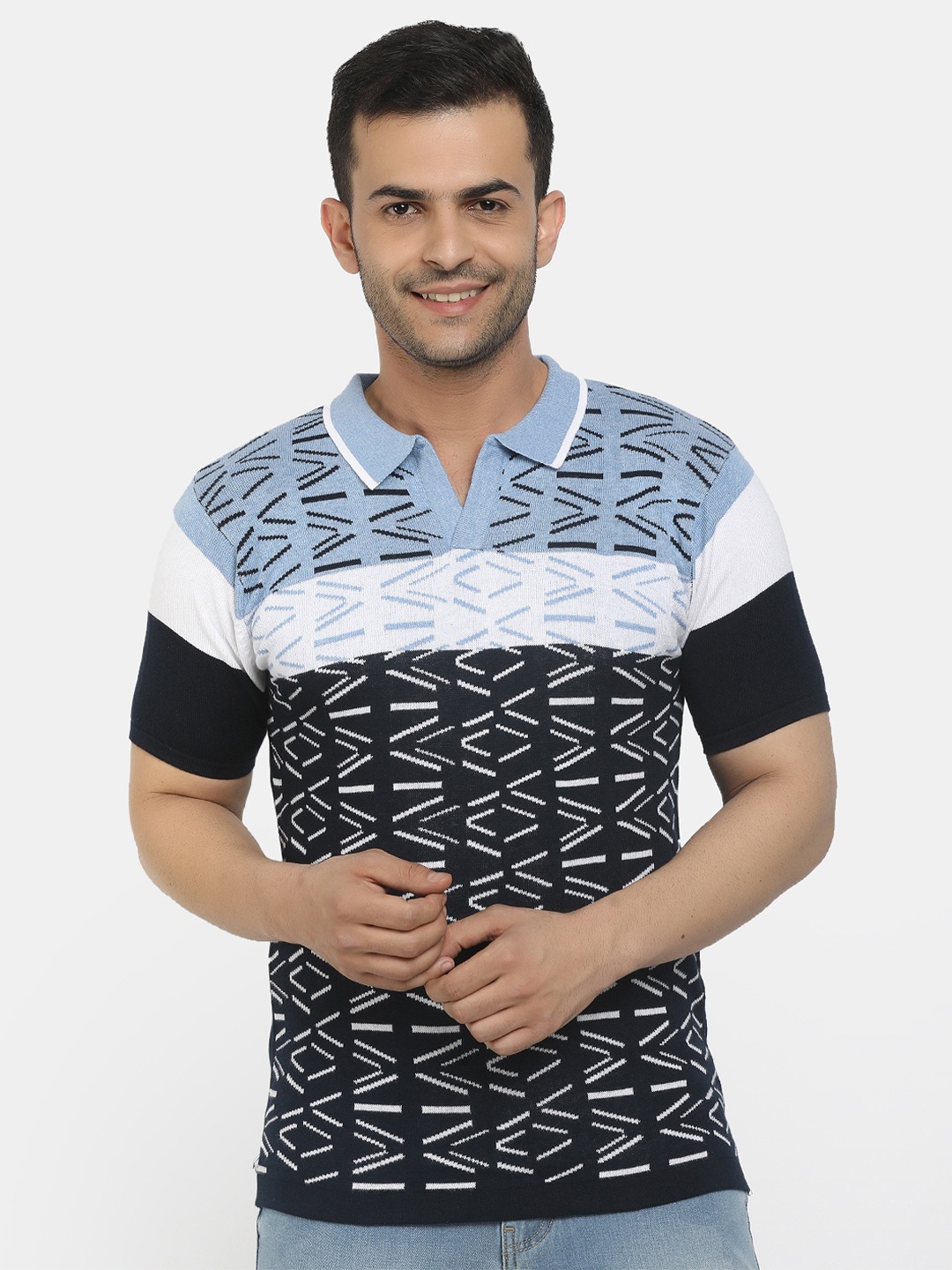 

V-Mart Men Blue & White Printed Polo Collar Slim Fit T-shirt