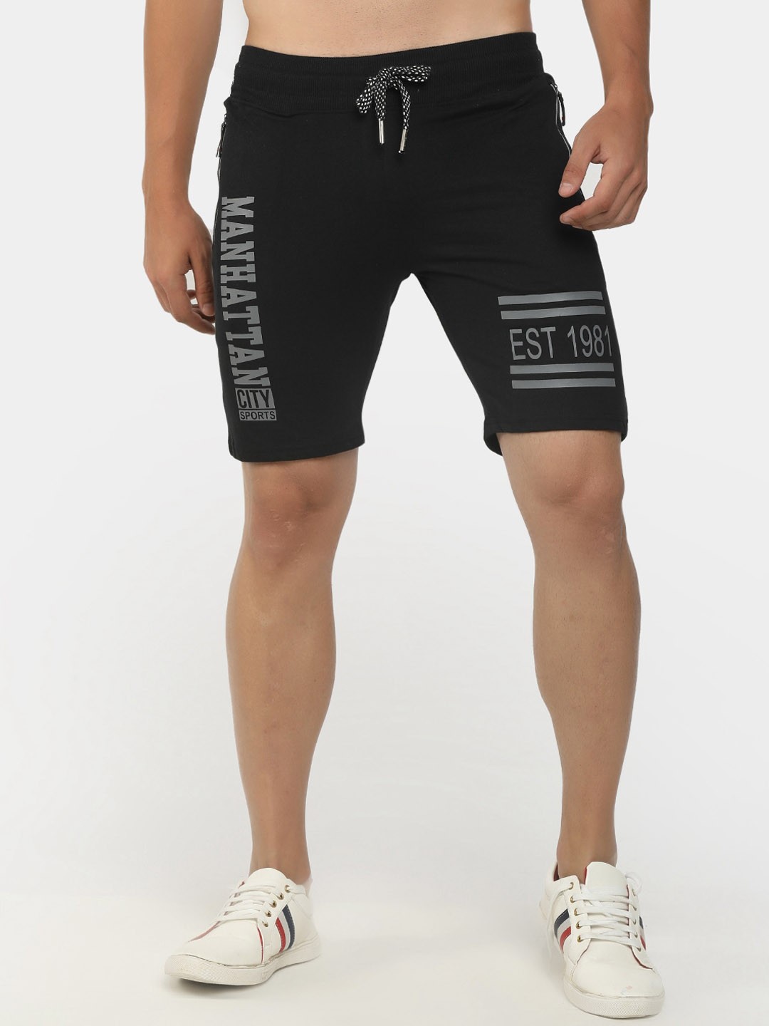 

V-Mart Men Black Printed Shorts