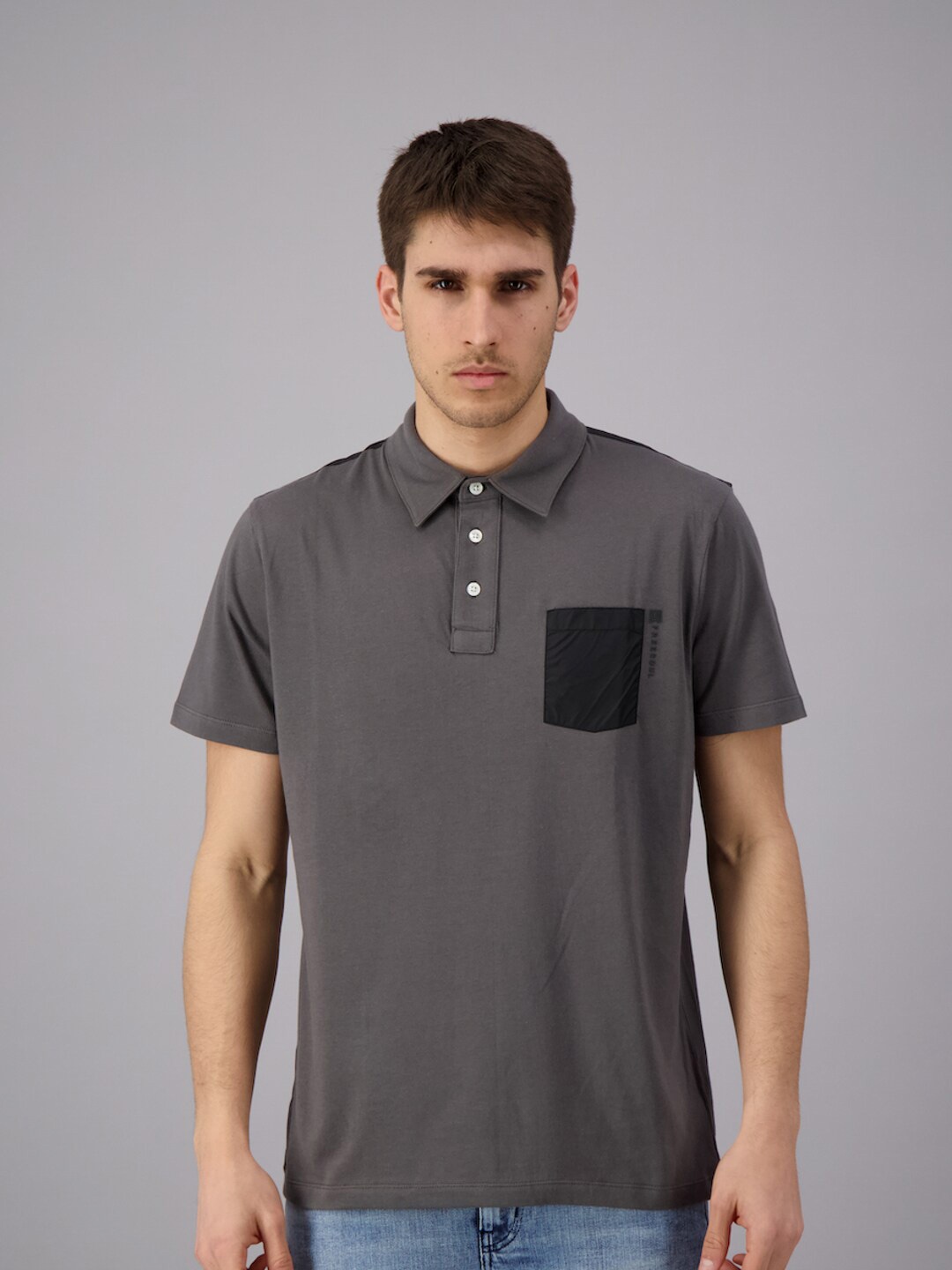 

FREESOUL Men Grey Polo Collar T-shirt