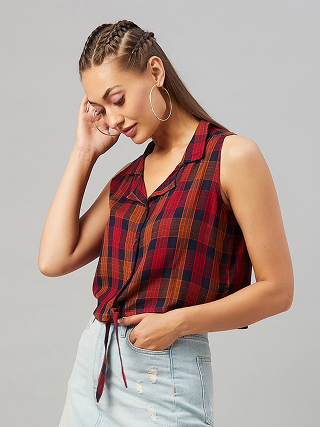 

CHIMPAAANZEE Navy Blue & Red Checked Crop Top