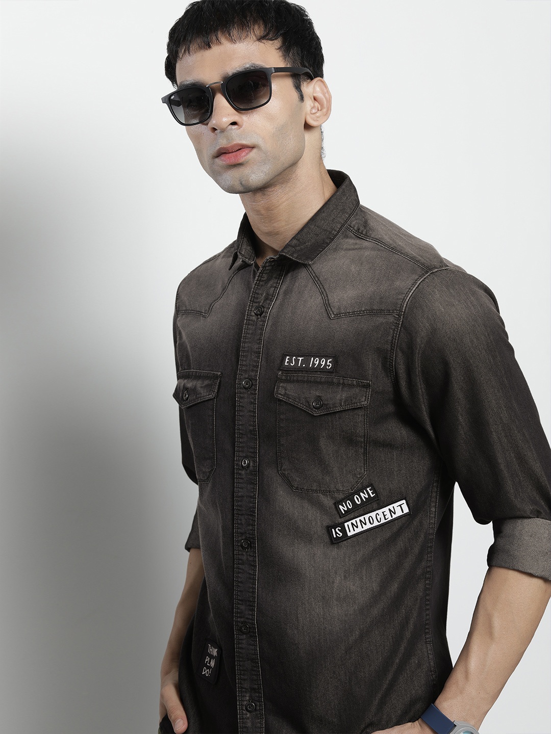 

The Indian Garage Co Men Charcoal Black Chambray Comfort Slim Fit Casual Shirt