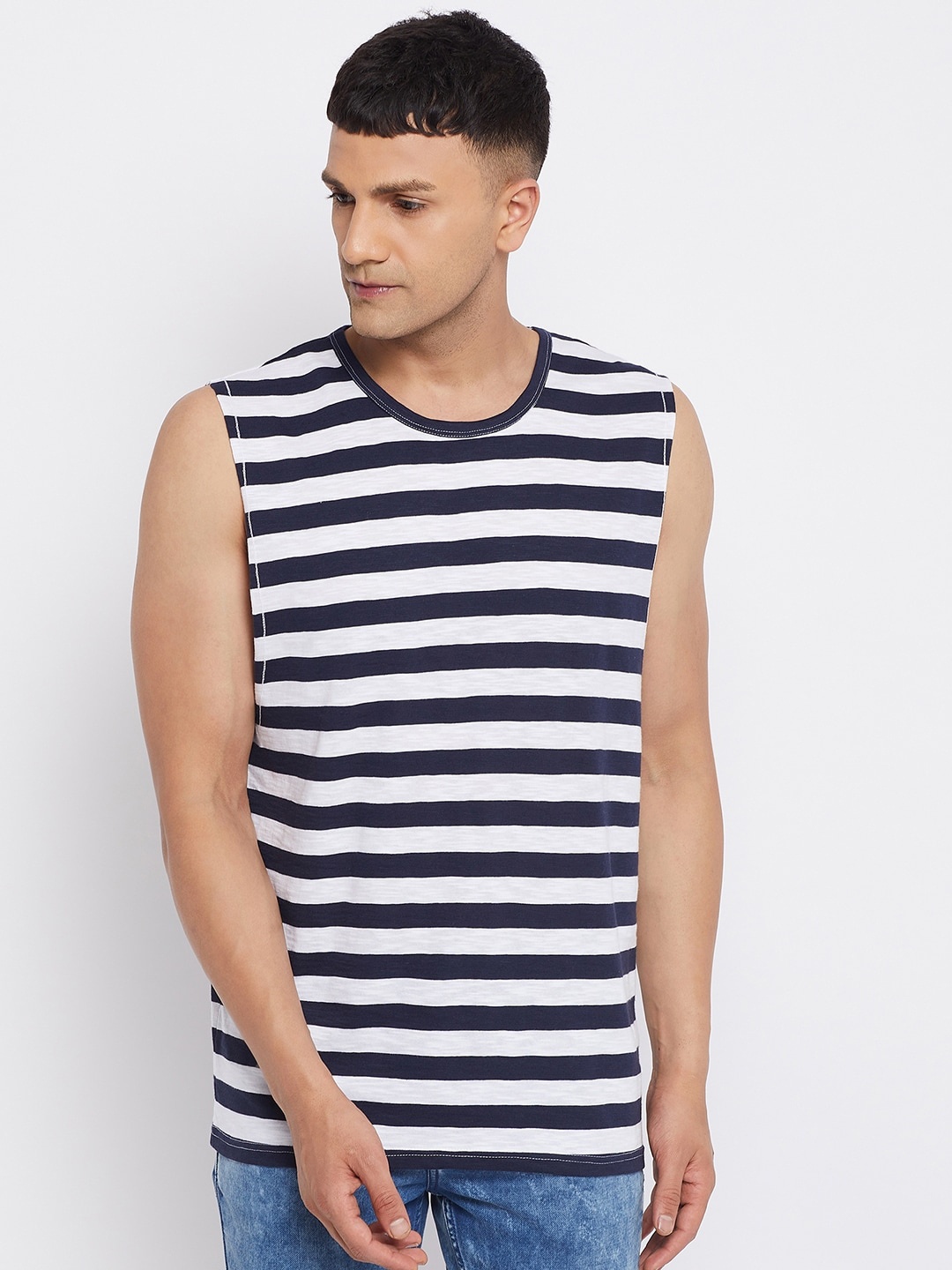 

Hypernation Men White Striped T-shirt