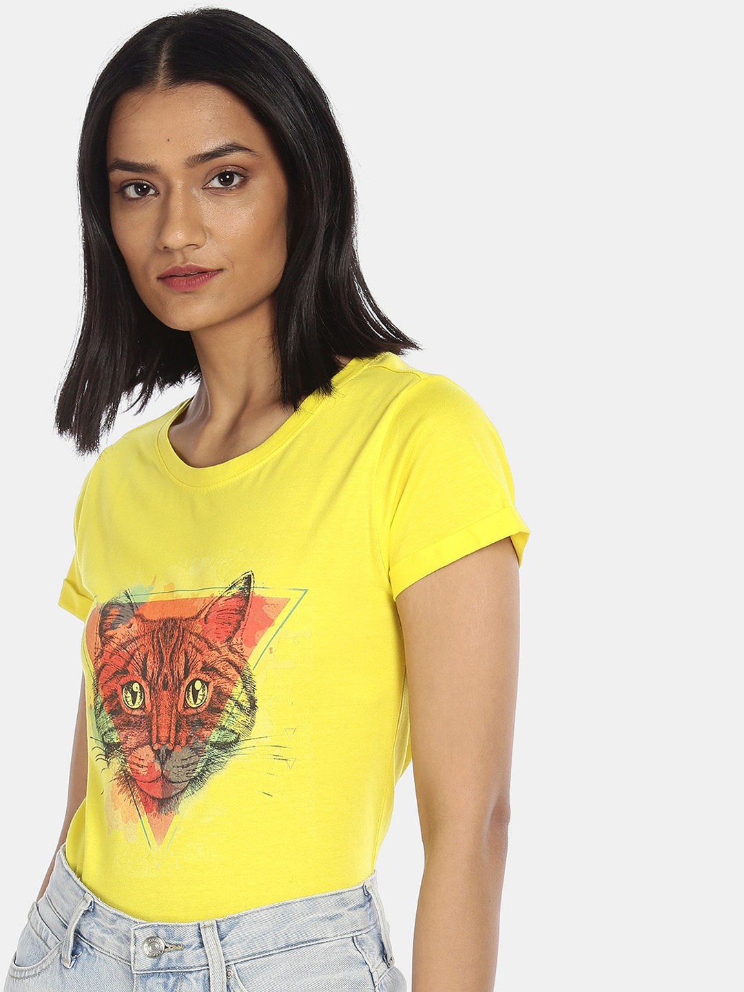 

Sugr Women Yellow & Orange Graphic Printed Cotton T-shirt