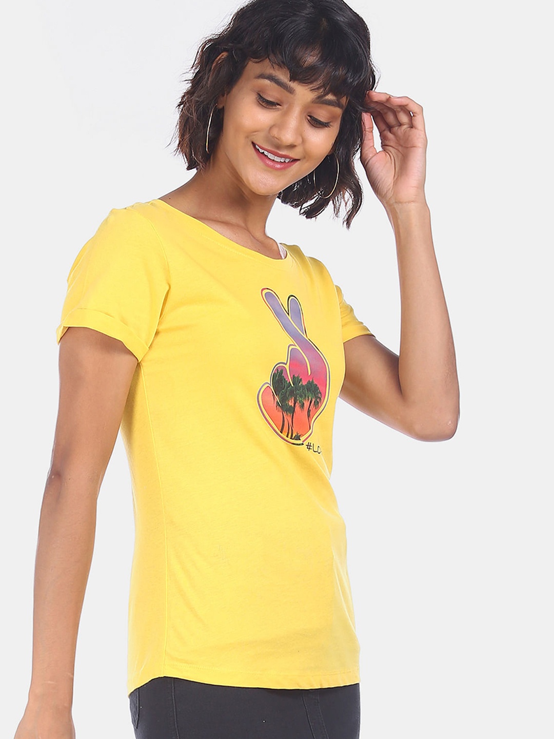 

Sugr Women Yellow & Blue Printed Cotton T-shirt