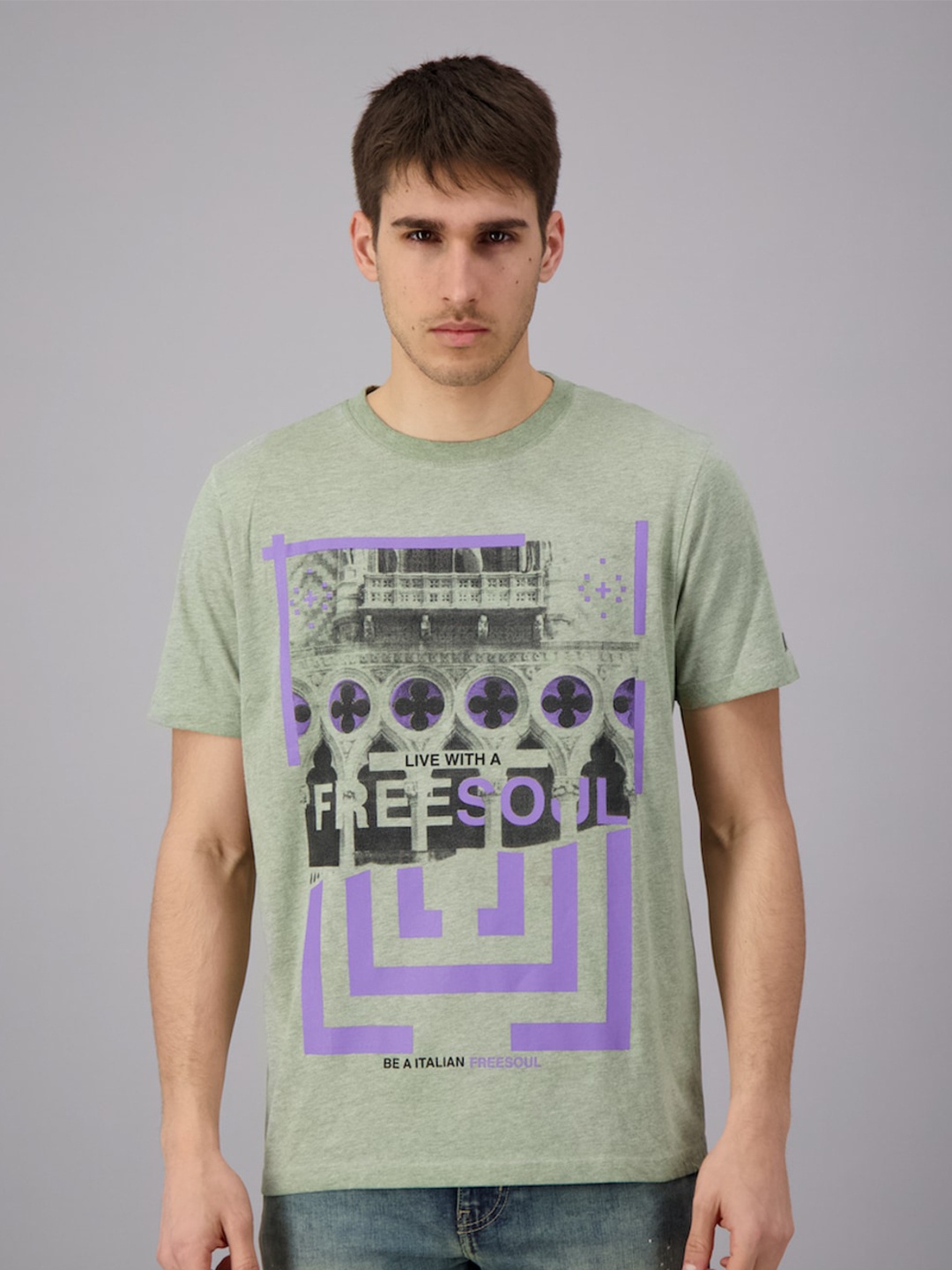 

FREESOUL Men Green Graphic Printed Cotton T-shirt