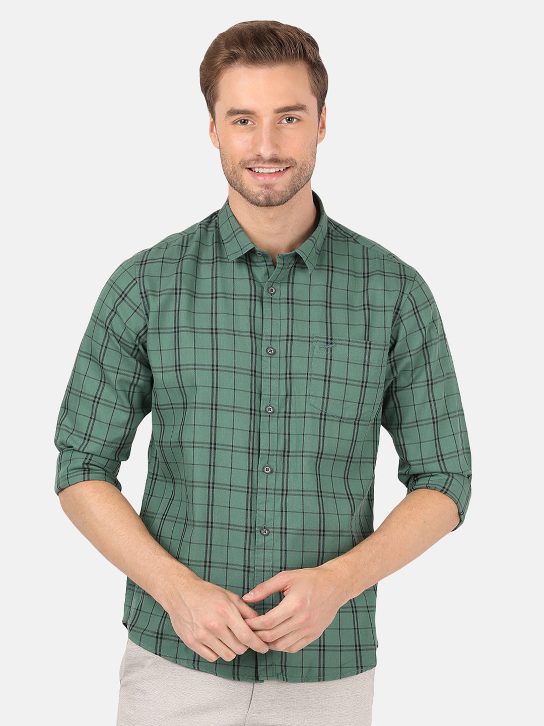 

Crocodile Men Green & Black Classic Tartan Checked Casual Shirt