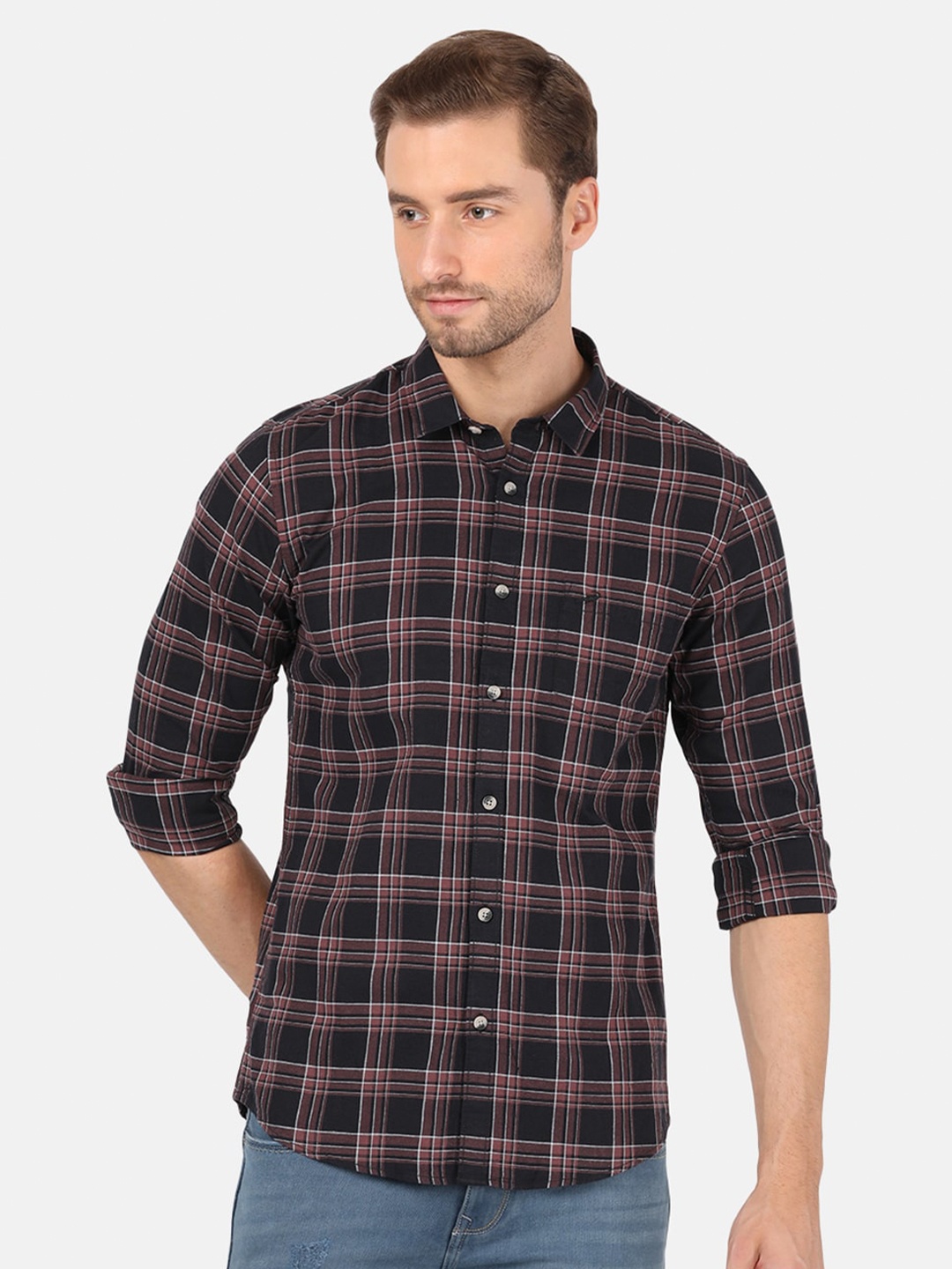 

Crocodile Men Maroon & Black Classic Slim Fit Tartan Checked Casual Shirt