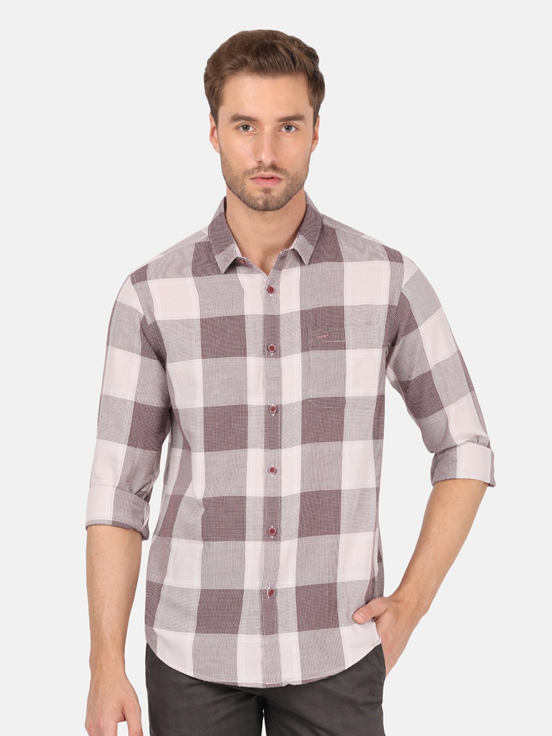 

Crocodile Men Maroon & White Classic Buffalo Checked Casual Shirt