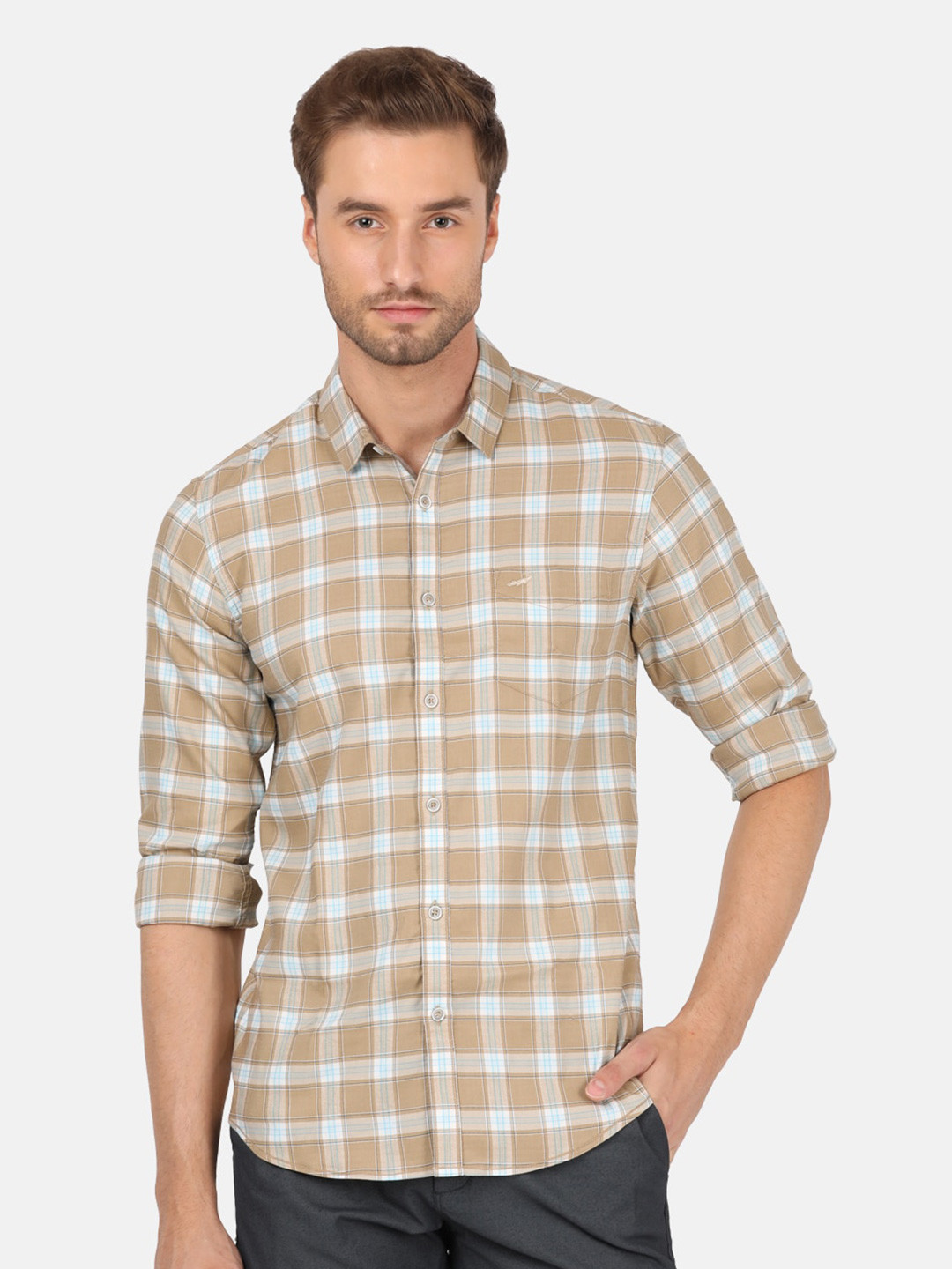 

Crocodile Men Khaki & White Classic Slim Fit Checked Casual Shirt