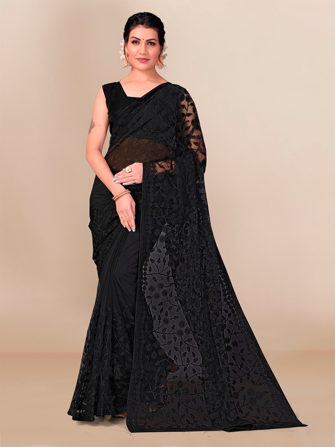 

VAIRAGEE Black Floral Embroidered Net Saree