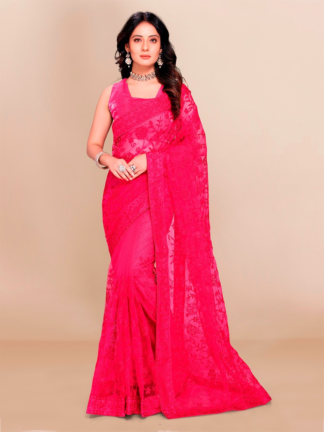 

VAIRAGEE Pink Floral Embroidered Net Saree