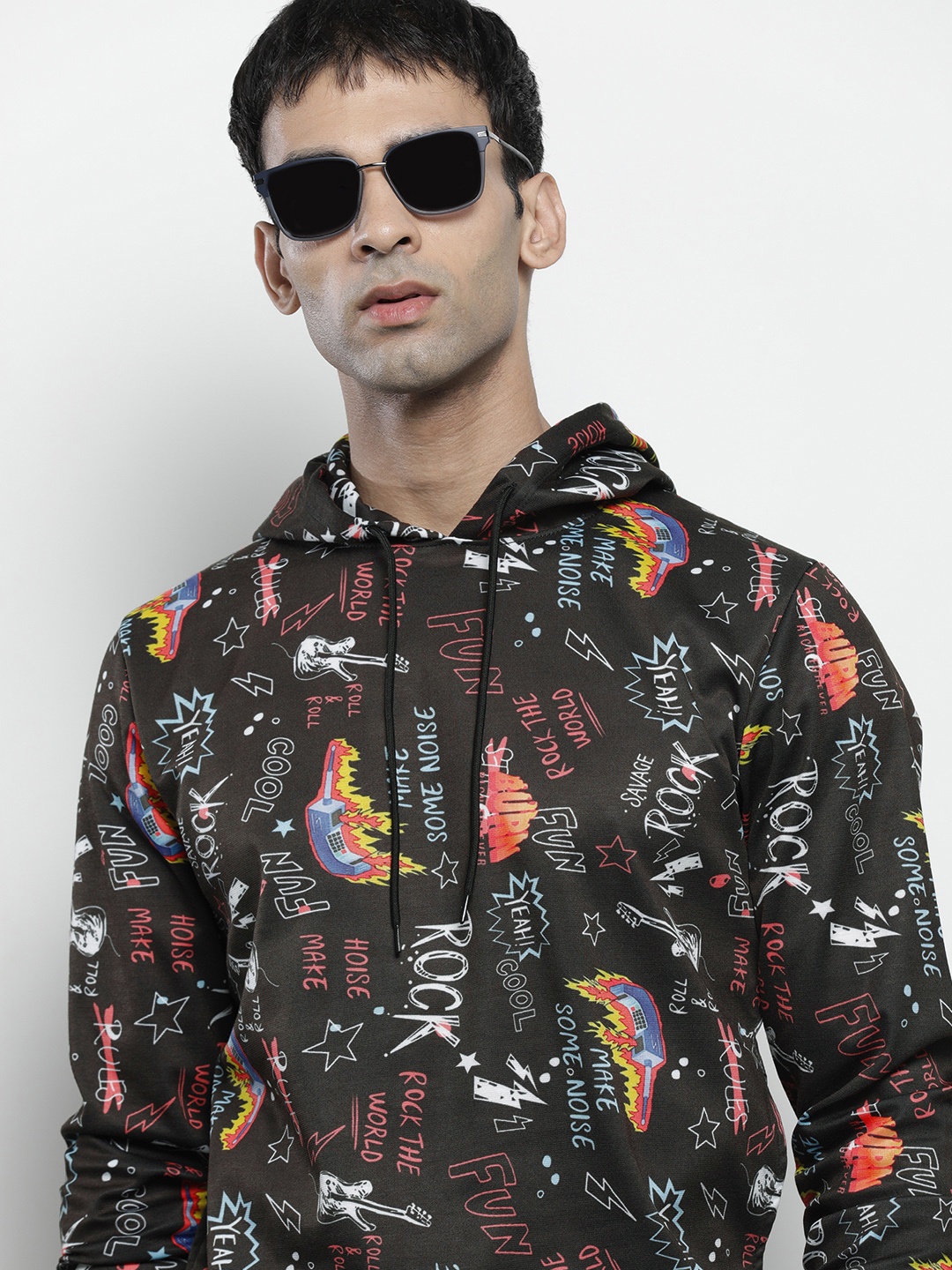 

The Indian Garage Co Men Black Graphic Printed Hooded Sweatshirt