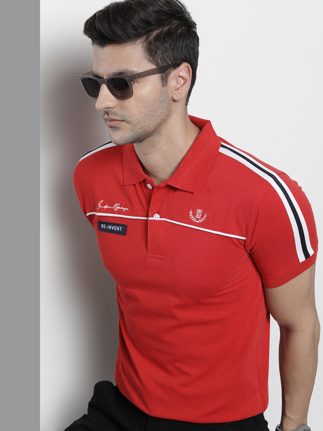 

The Indian Garage Co Men Red Solid Polo Collar Applique Detail Slim Fit T-shirt