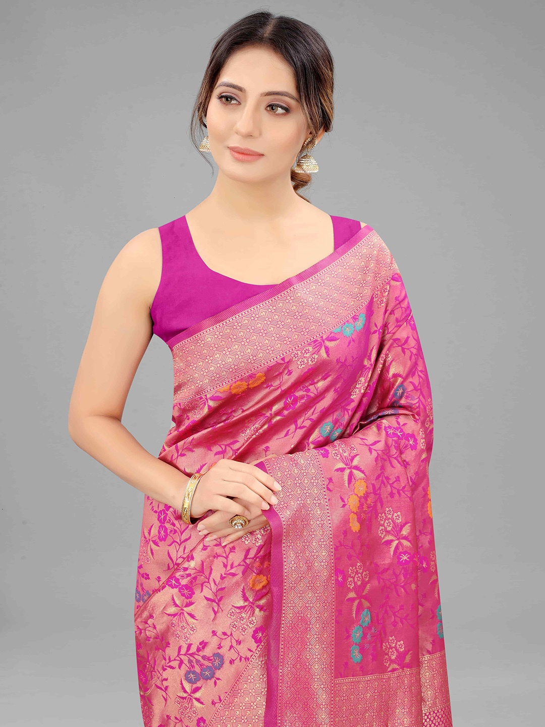 

Silk Land Pink & Golden Ethnic Motifs Zari Banarasi Saree