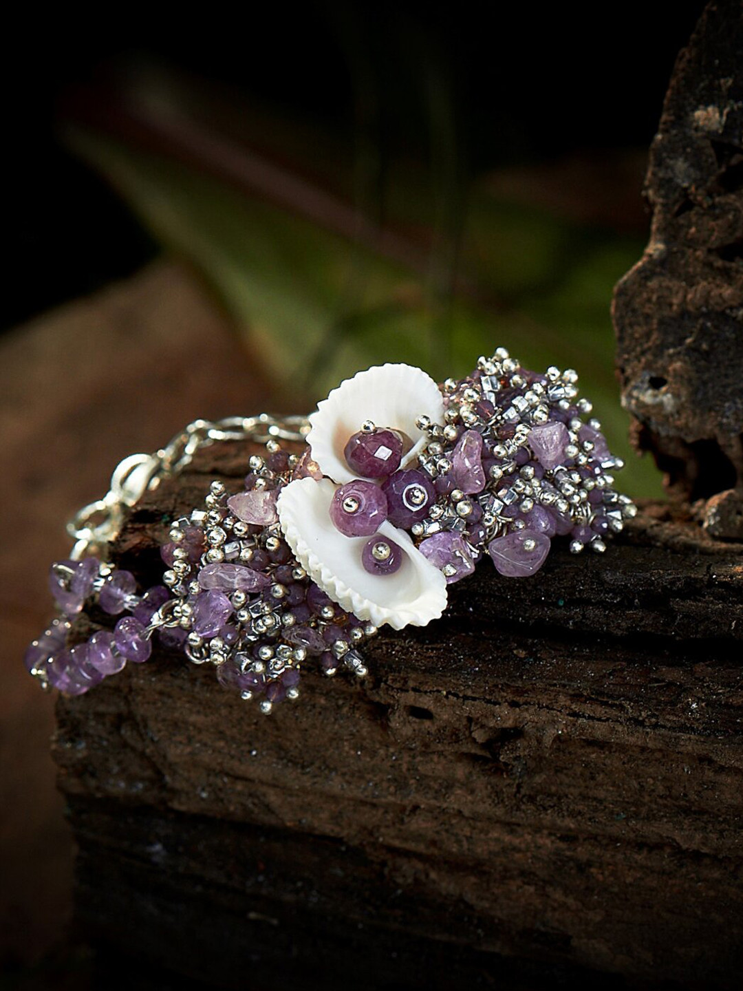

D'oro Women Purple & Gold-Toned Handcrafted Bracelet