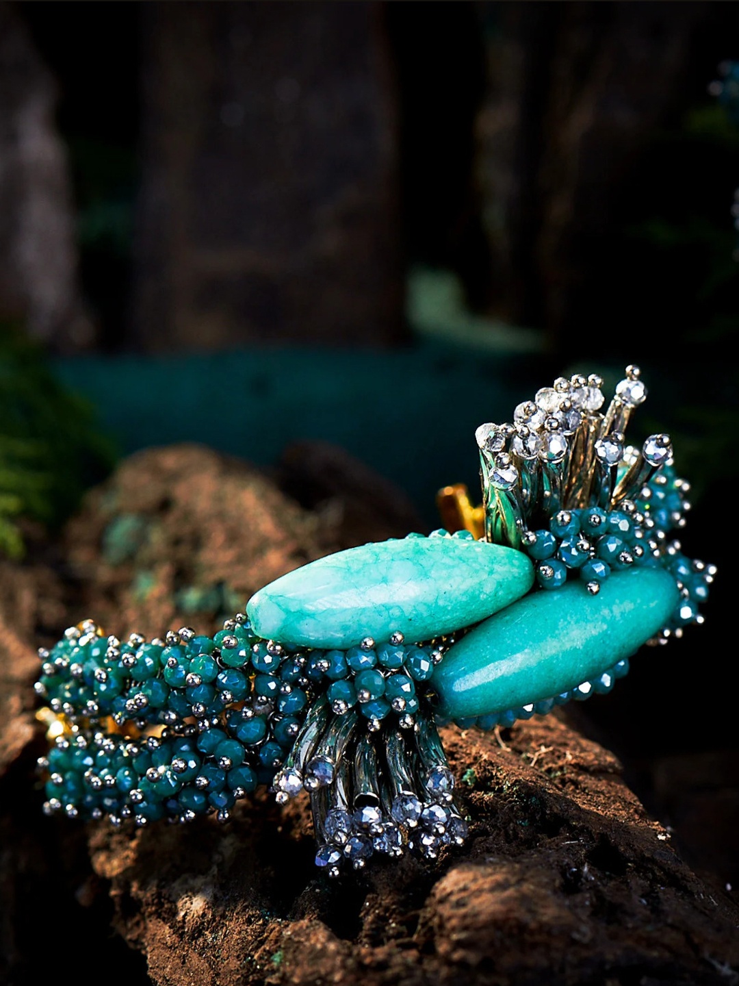 

D'oro Women Gold-Toned & Turquoise Blue Handcrafted Bracelet