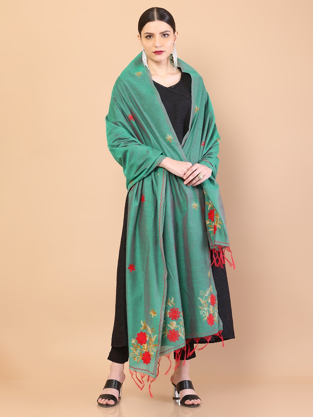 

Soch Sea Green & Red Floral Embroidered Pure Cotton Dupatta
