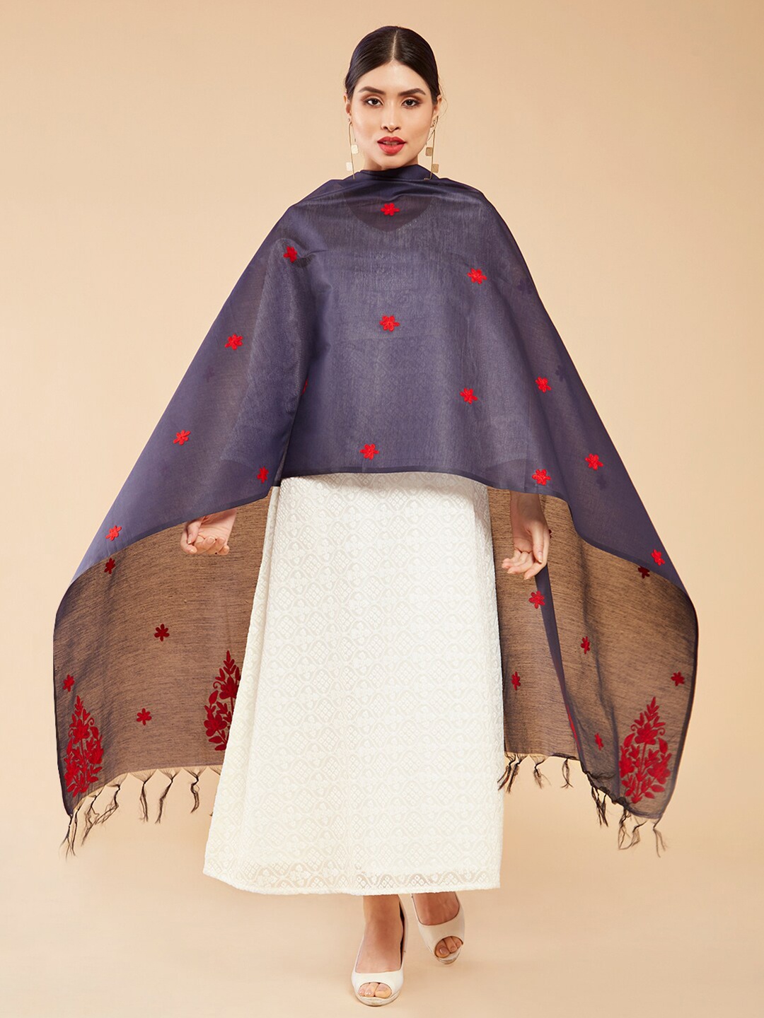 

Soch Navy Blue & Red Embroidered Cotton Dupatta