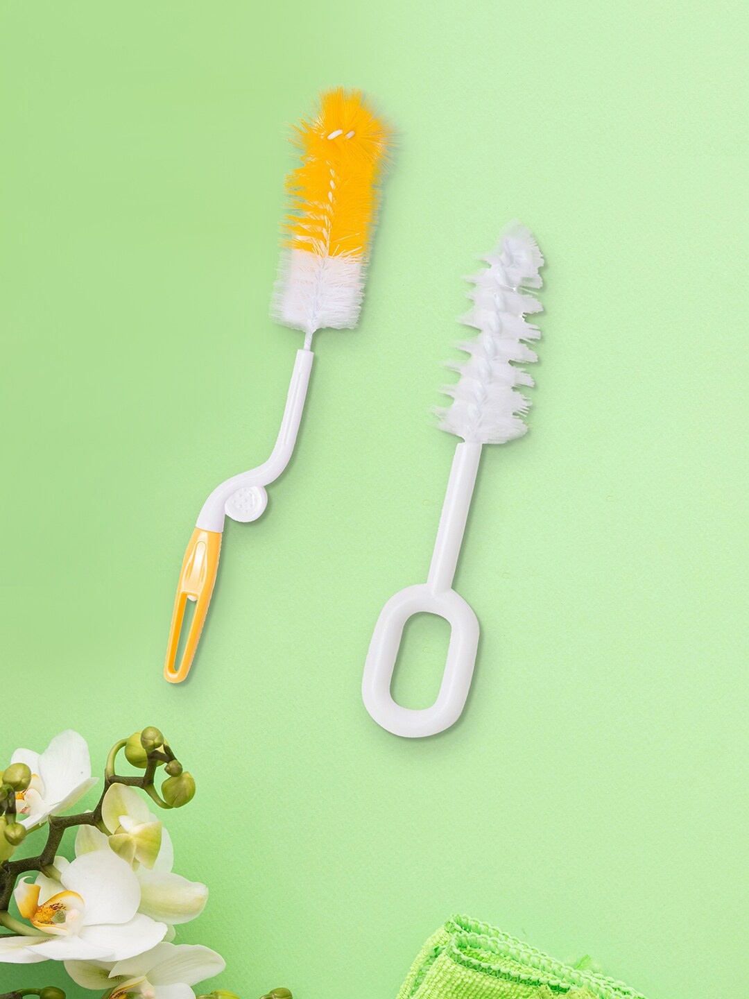 Baby Moo Kids Set of 2 Yellow & White Bottle And Nipple Cleaning Brush