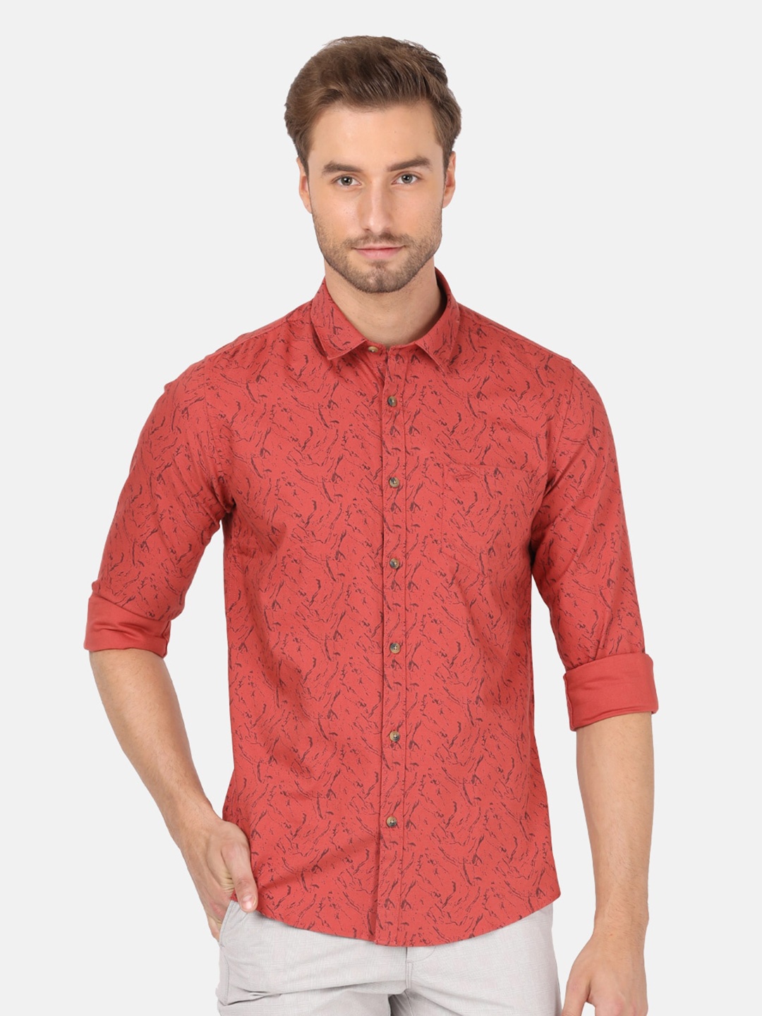 

Crocodile Men Rust & Brown Classic Slim Fit Printed Casual Shirt