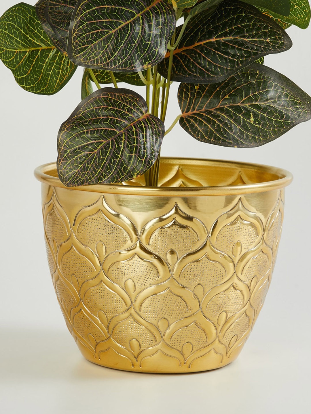 

Home Centre Gold-Toned Textured Aluminium Small Planter