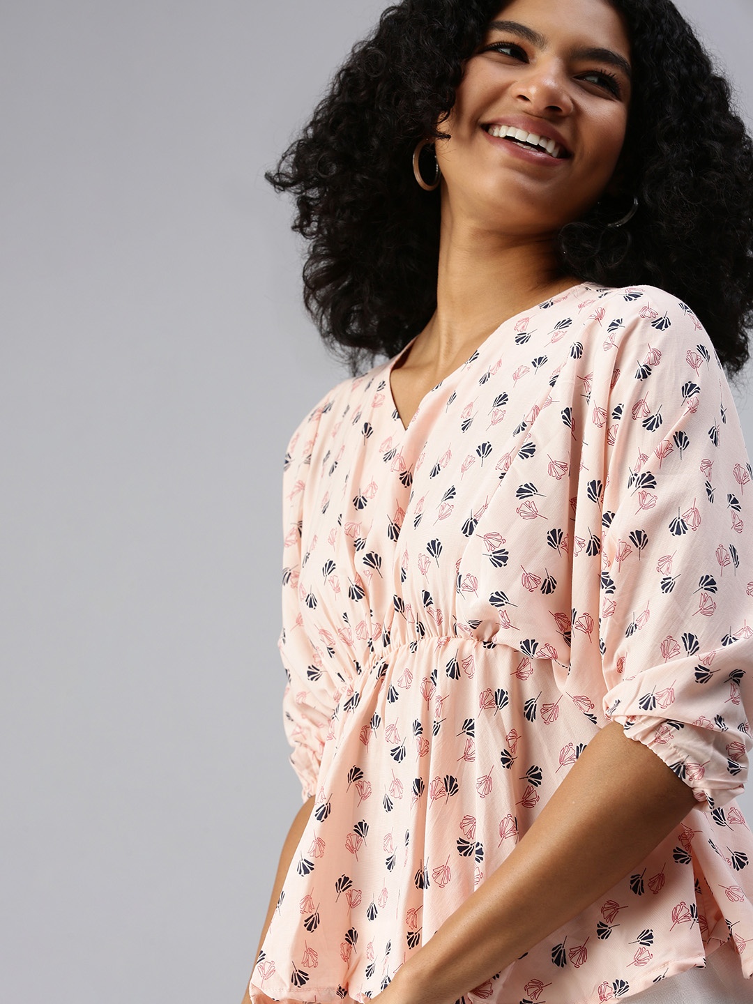 

SHOWOFF Women Peach-Coloured Floral Print Crepe Empire Top