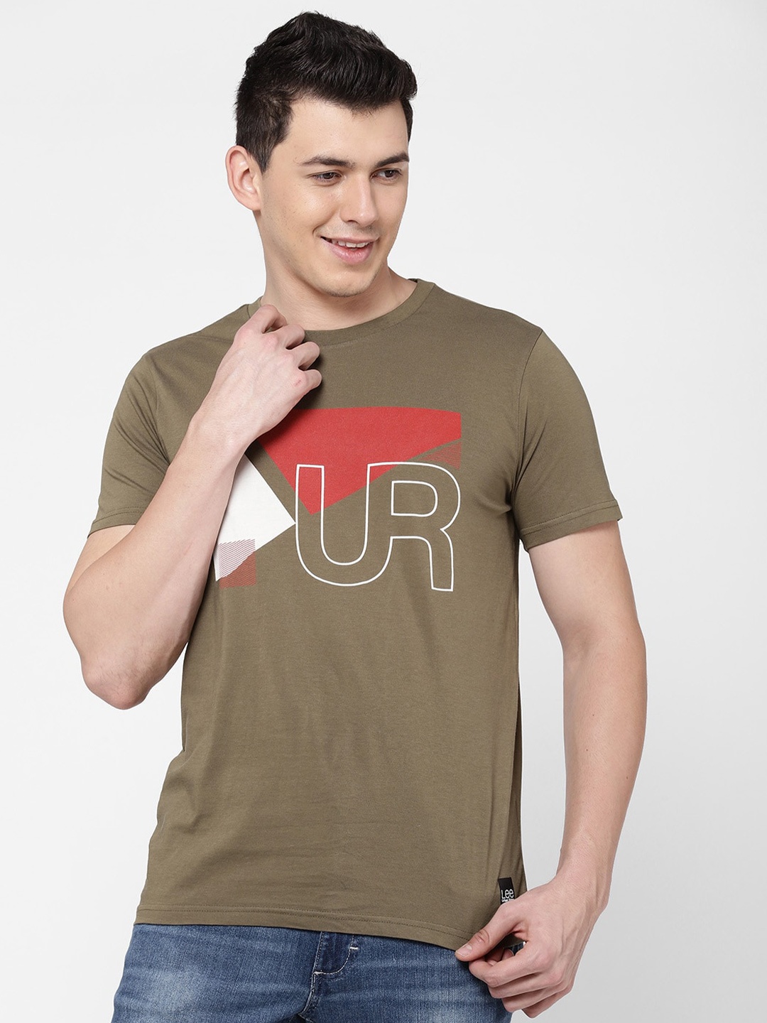 

Lee Men Green Typography Printed Slim Fit Cotton T-shirt