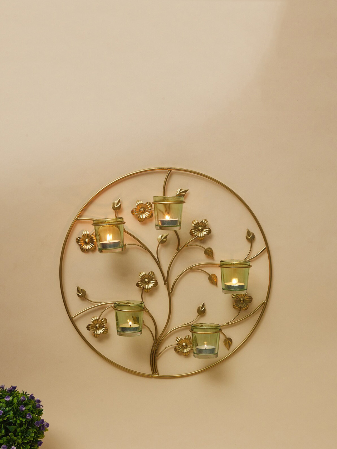 

Home Centre Gold-Toned & Green Textured Metal T-Light Holder