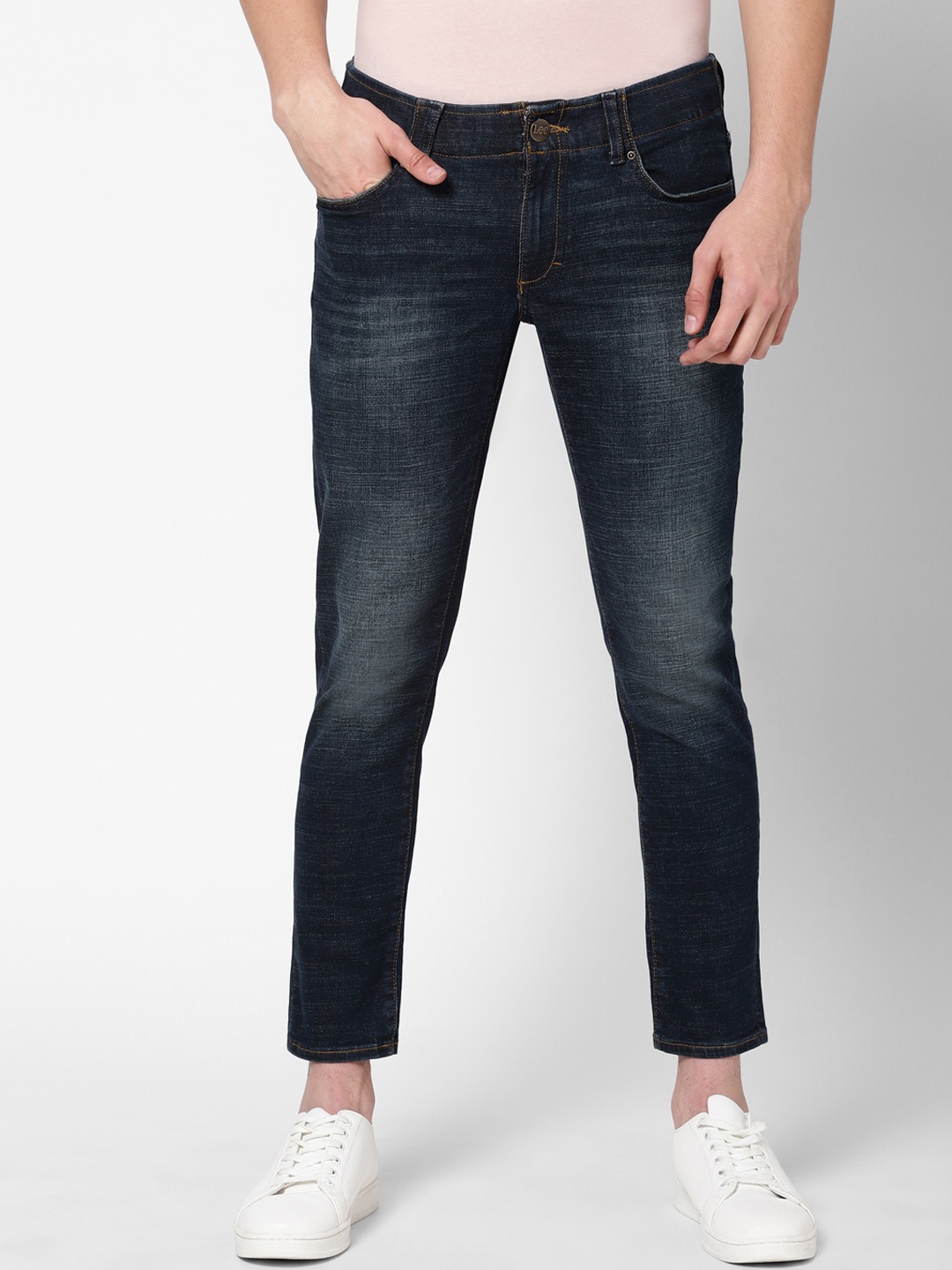 

Lee Men Blue Skinny Fit Low Distress Light Fade Stretchable Jeans
