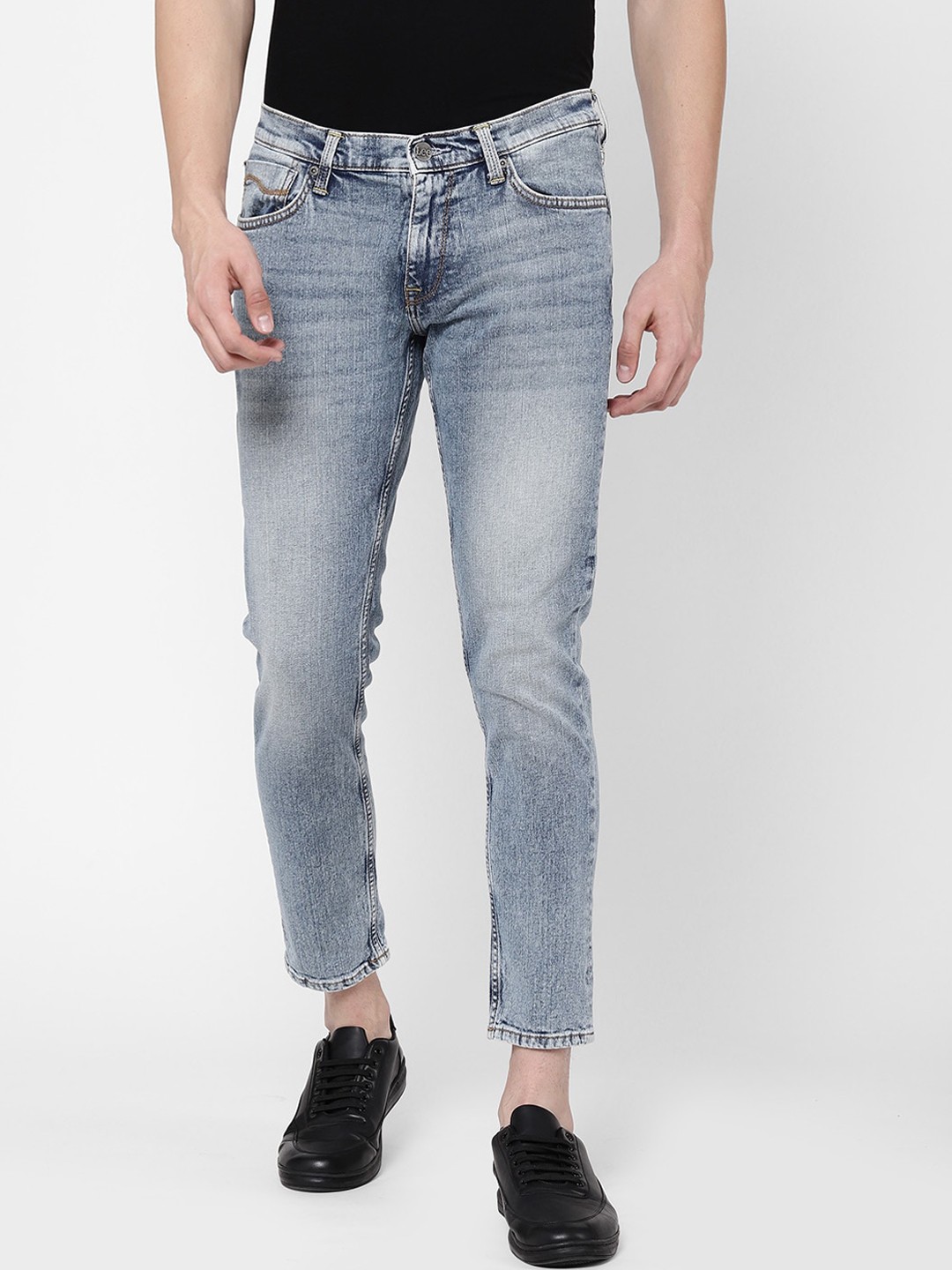 

Lee Men Grey Tapered Fit Heavy Fade Stretchable Jeans