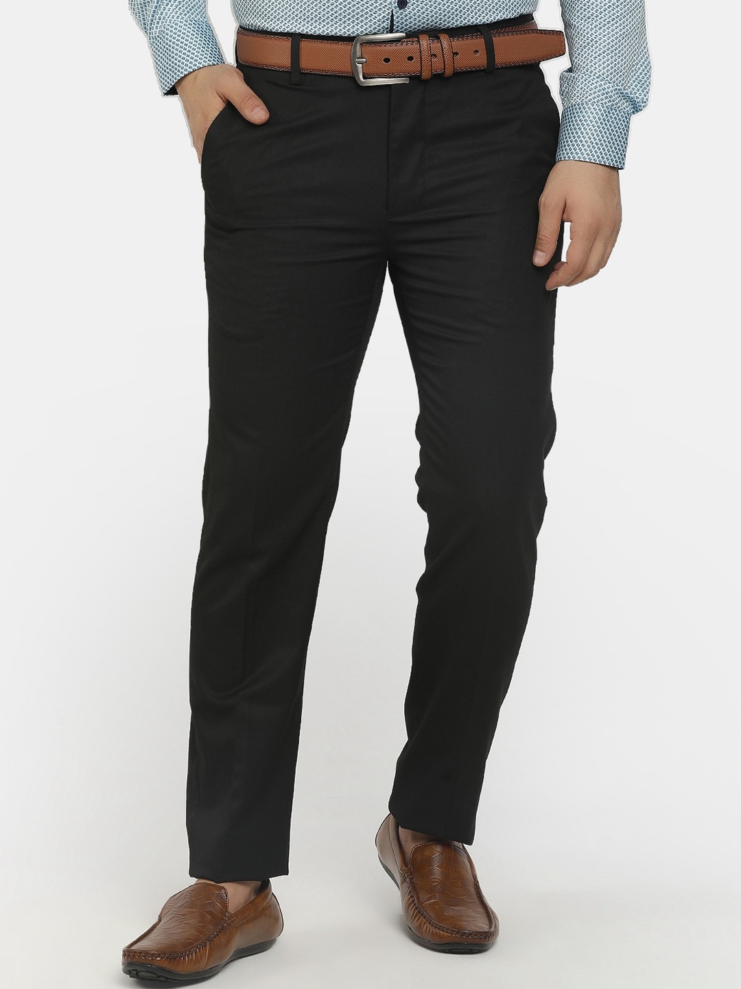 

Cherokee Men Black Regular Fit Twill Cotton Trousers