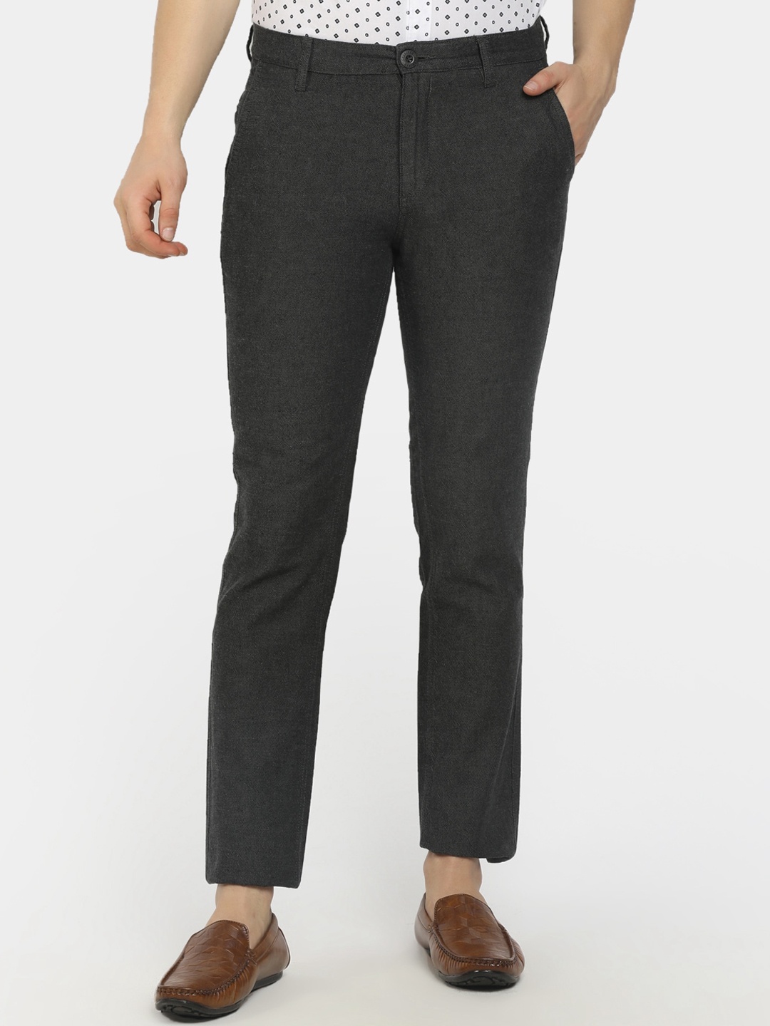 

Cherokee Men Grey Solid Trousers