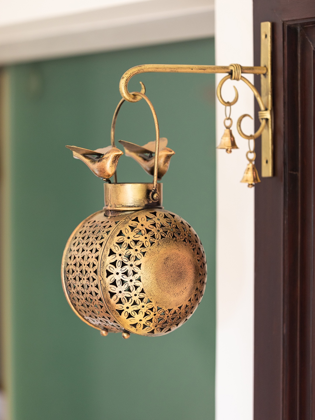

ExclusiveLane Gold-Coloured Solid Hanging Tea-Light Candle Holder With Wall Bracket