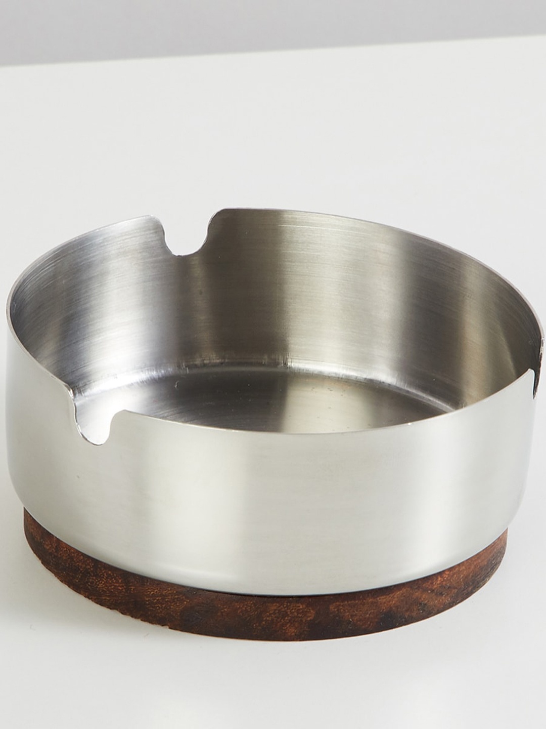 

Home Centre Wexford Silver Solid Stainless Steel Ash Tray