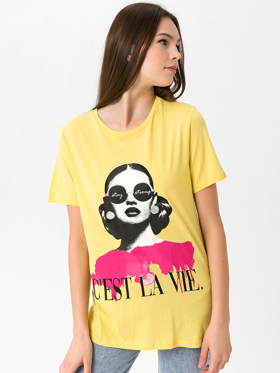 

Miss Poem Women Yellow & Black Graphic Printed Pure Cotton T-shirt