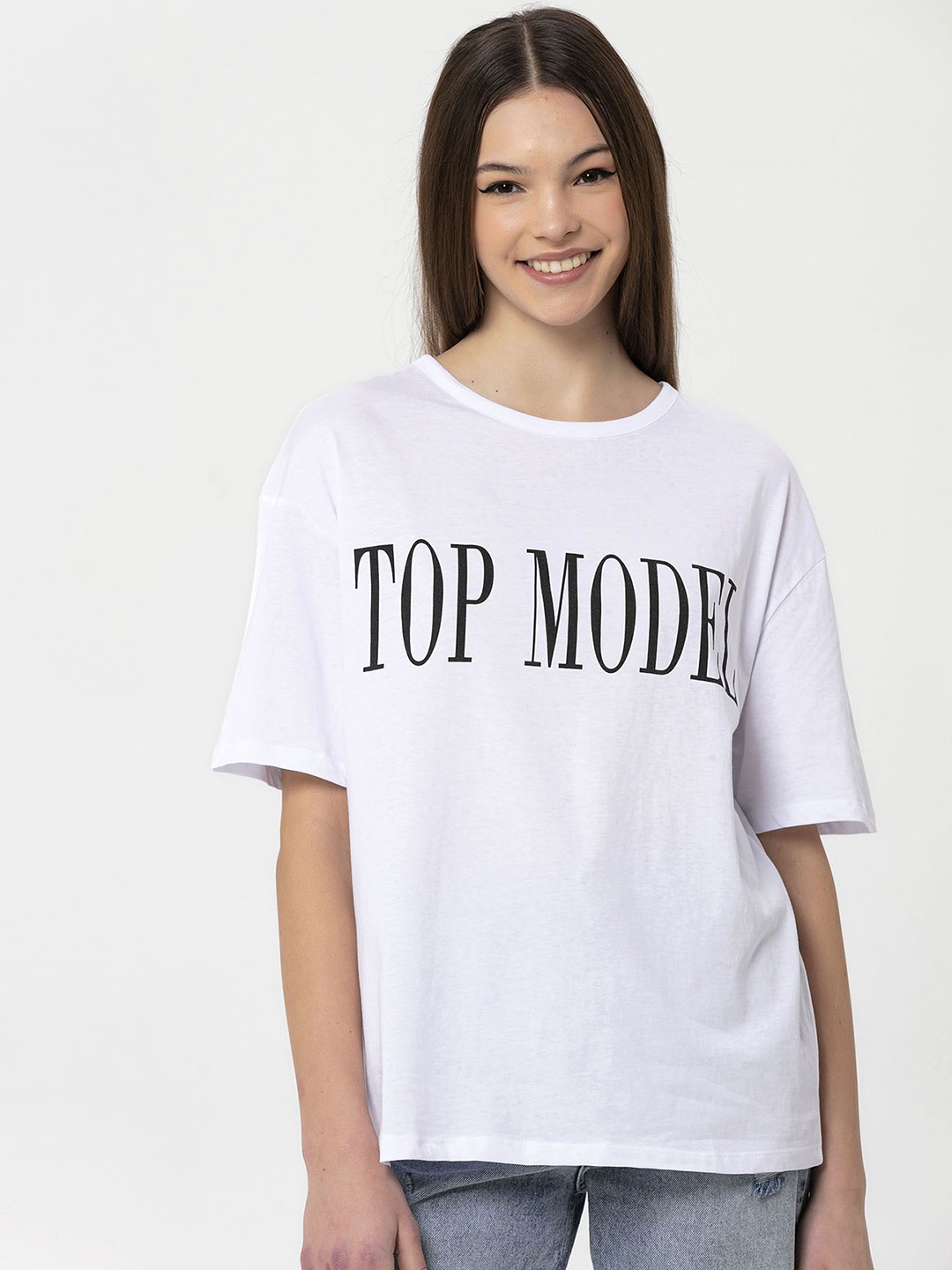 

Miss Poem Women White & Black Typography Drop-Shoulder Sleeves Pure Cotton T-shirt