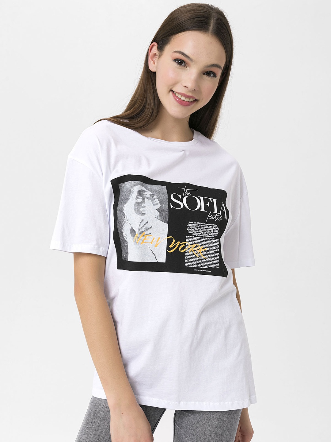 

Miss Poem Women White & Black Printed Drop-Shoulder Sleeves Pure Cotton T-shirt